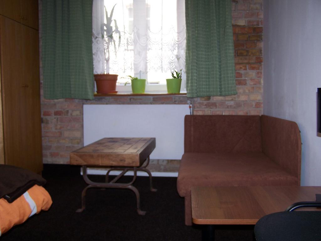 Film Hostel Poznań Dış mekan fotoğraf