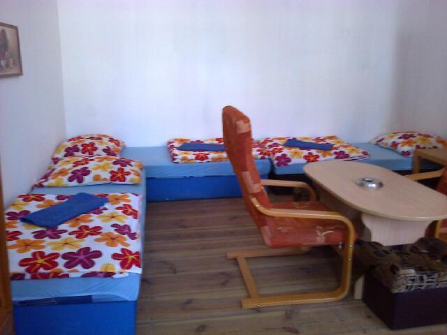 Film Hostel Poznań Dış mekan fotoğraf
