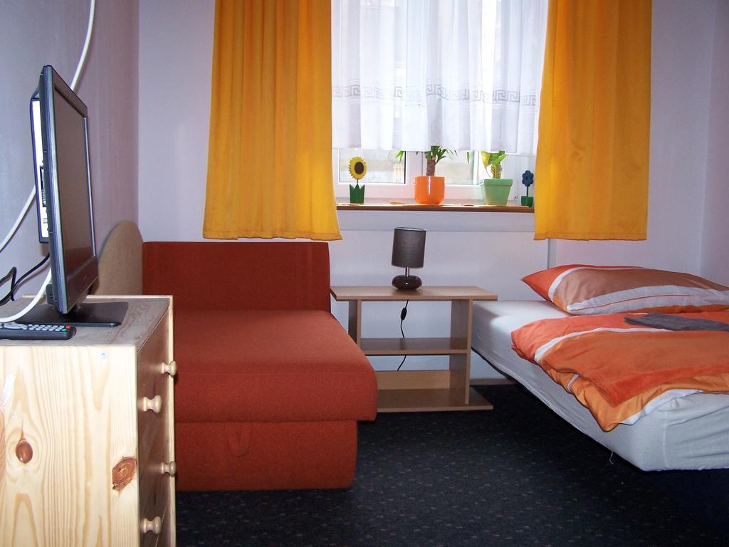 Film Hostel Poznań Dış mekan fotoğraf