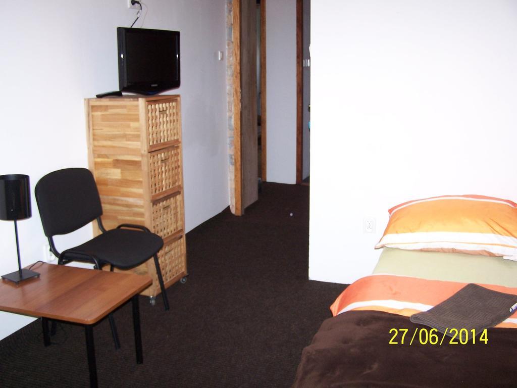 Film Hostel Poznań Dış mekan fotoğraf