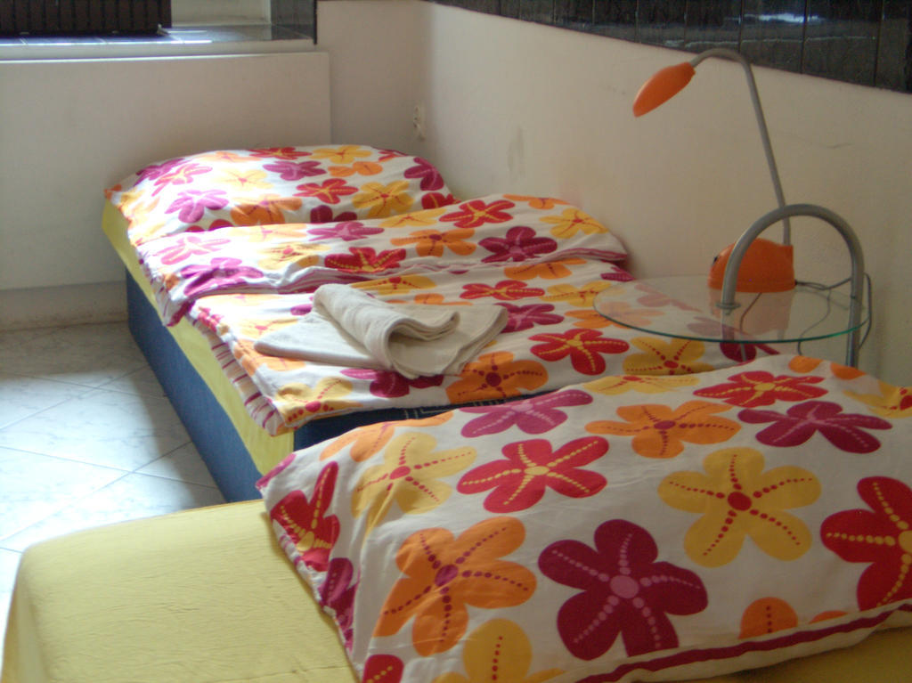 Film Hostel Poznań Dış mekan fotoğraf